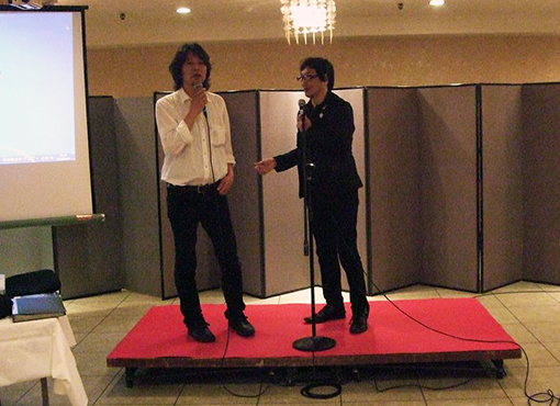 ��������